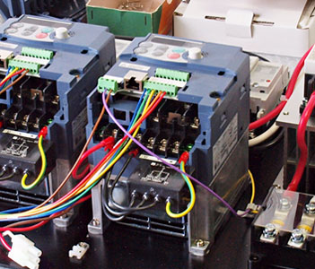 電気回路設計・配線・組配・基盤製作